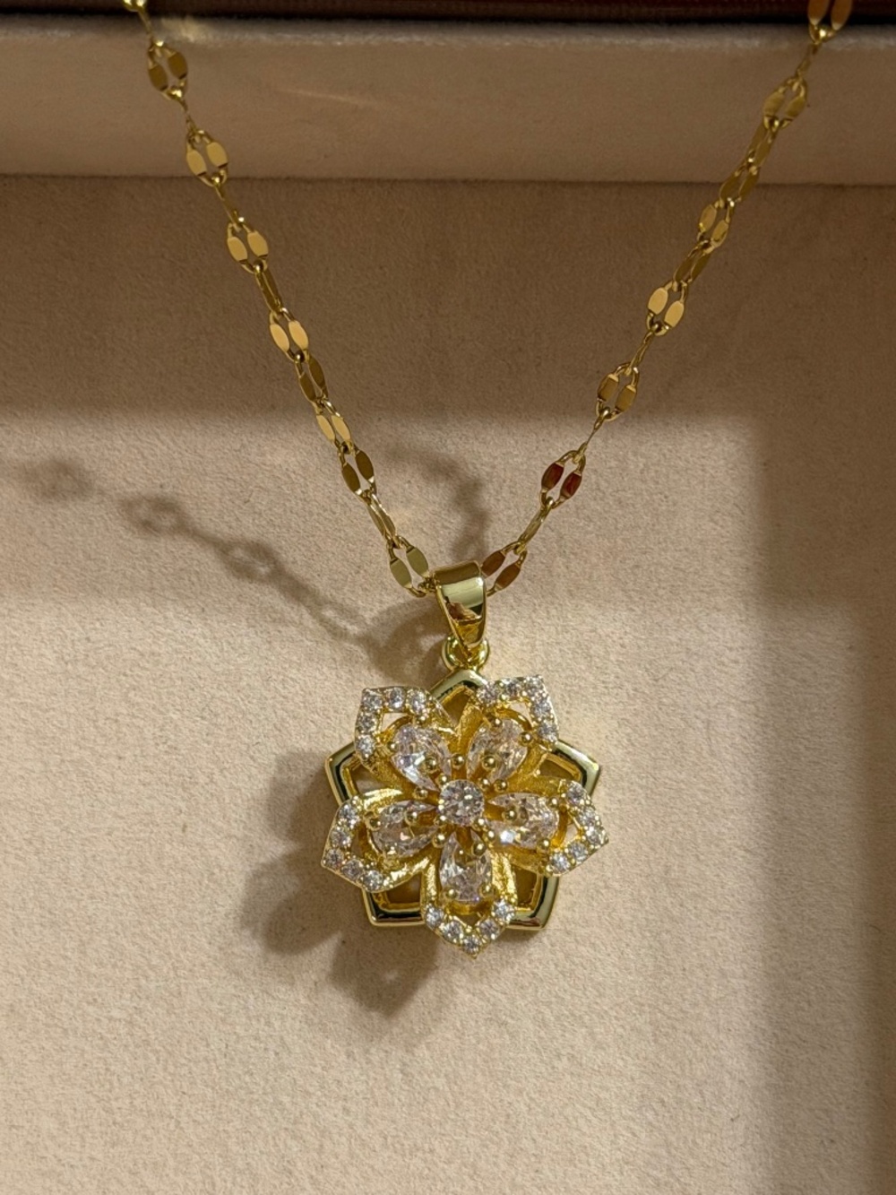 Rotatable Golden Zirconia Flower Pendant Stainless Steel Stamped Necklace Chain